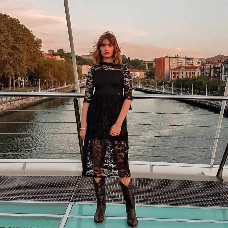 Cowboy-Mode Triumphiert - Carlota Rojas