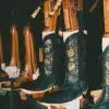 Origen de las botas cowboy, Origen de las botas cowboy en Tony Mora
