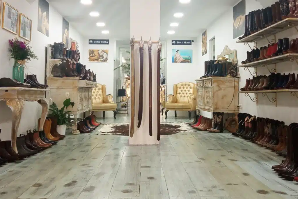 Las botas cowboy no pasan de moda, Las botas cowboy no pasan de moda