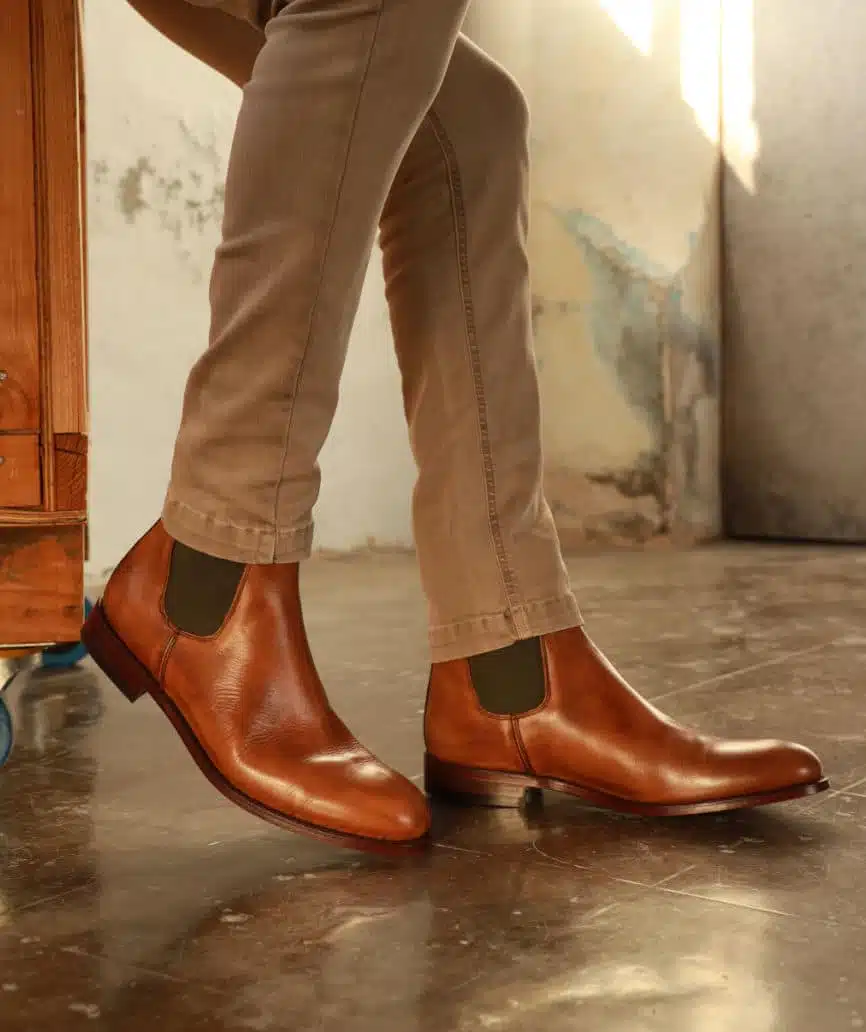 plantilla_modelo Botines Chelsea cuero marrón