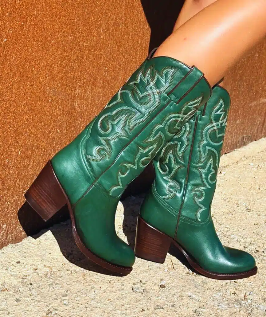 44 Botas verdes de piel para mujer