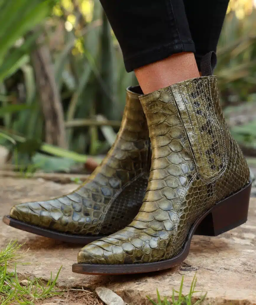 1 botines piel de serpiente