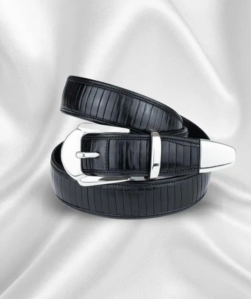 3 Cinturón negro de piel de vacuno