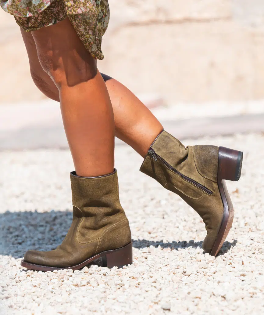135 687 LISTA TINA SUEDE BRASH KHAKI LEATHER