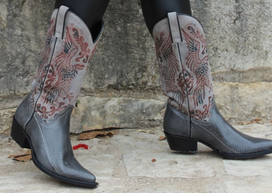 identificar botas de pitón o aveztruz